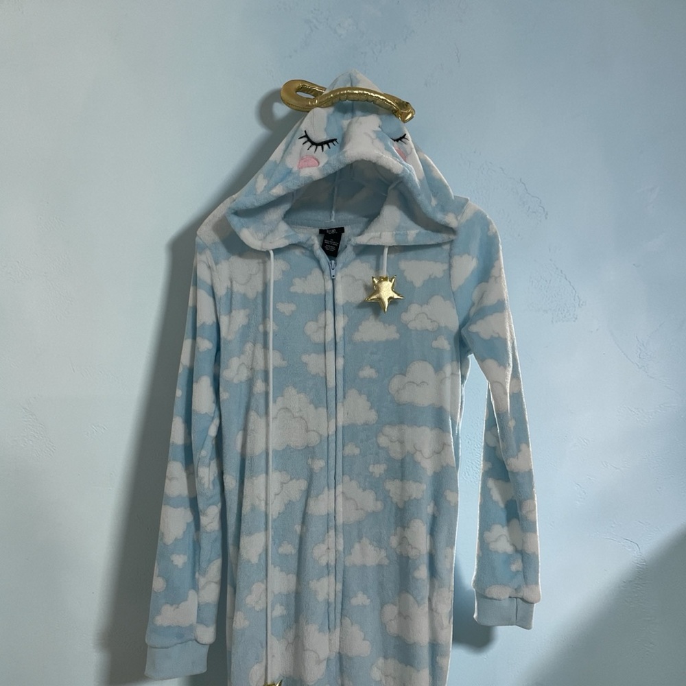 Cozy Cloud Print Angel Hooded Pajama Onesie with Wings and a Halo * Comy & Cute